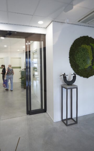 een foto van een gerealiseerd project door svw (totaal renovatie medisch centrum landgraaf)